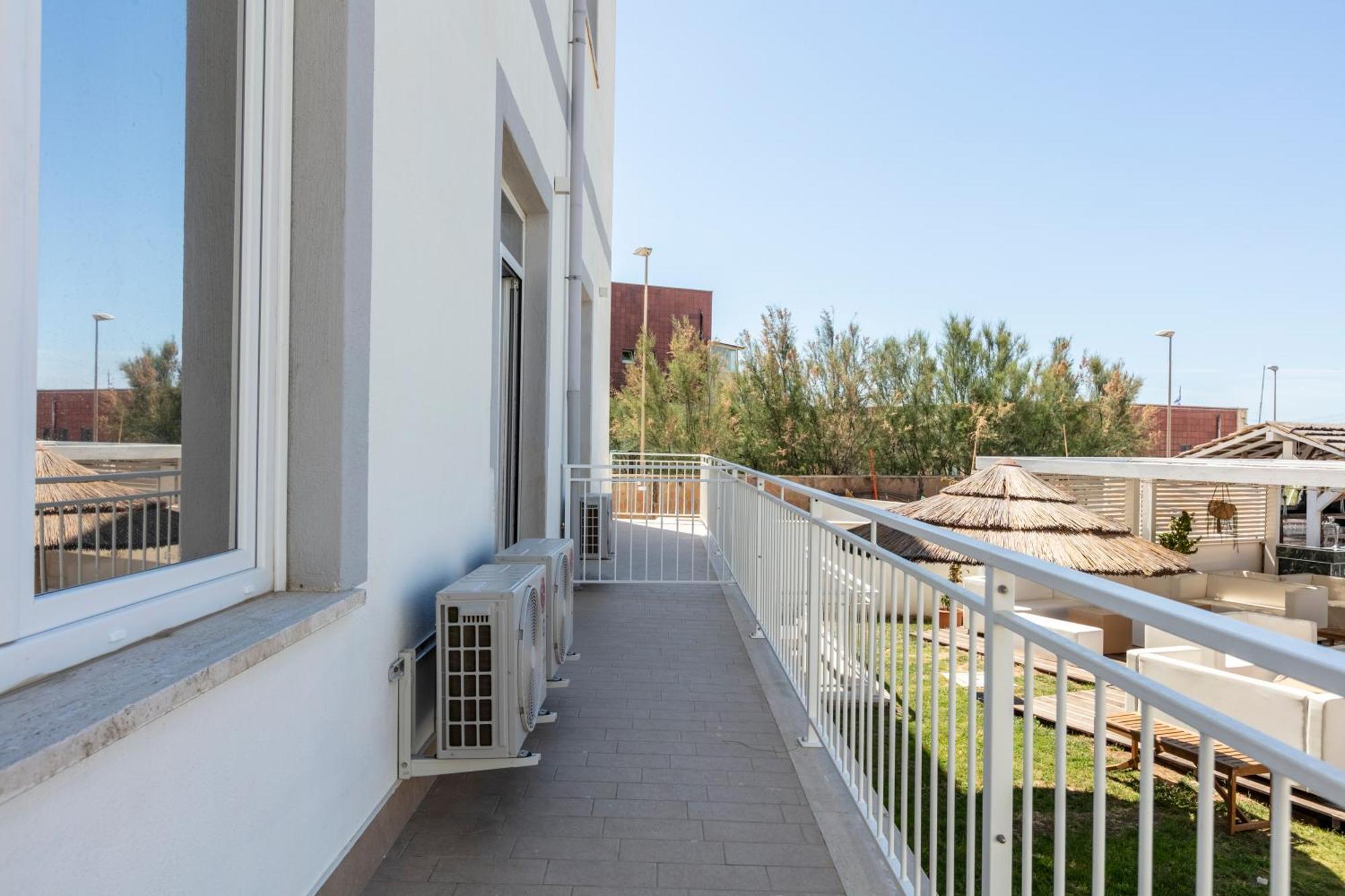 Residence Torvaianica Exterior photo